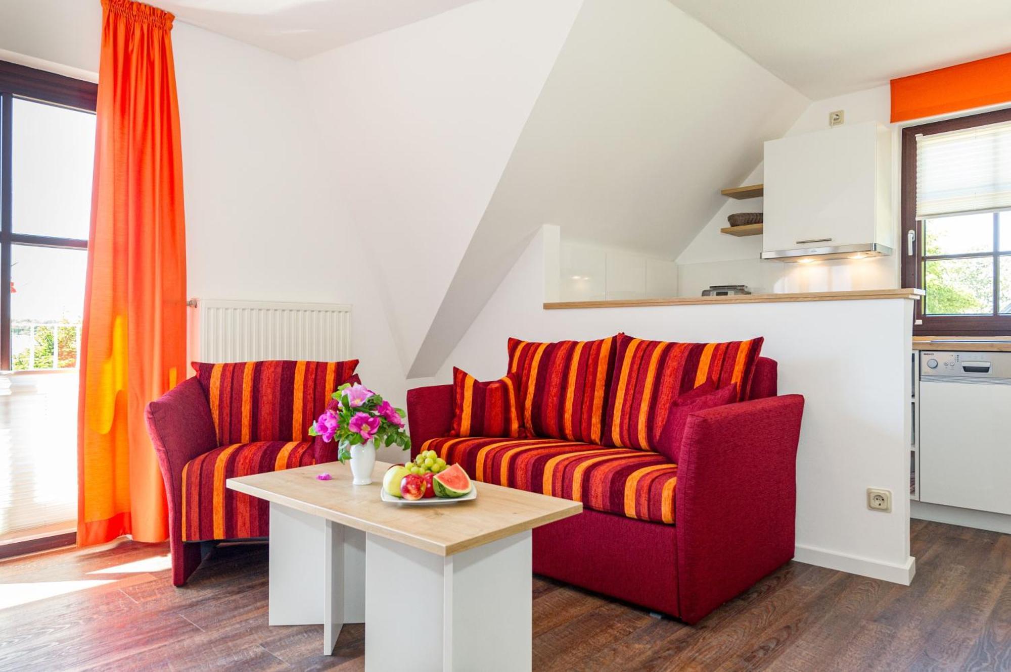 Selliner Ferienappartements Mit Balkon Und Seeblick Exterior foto