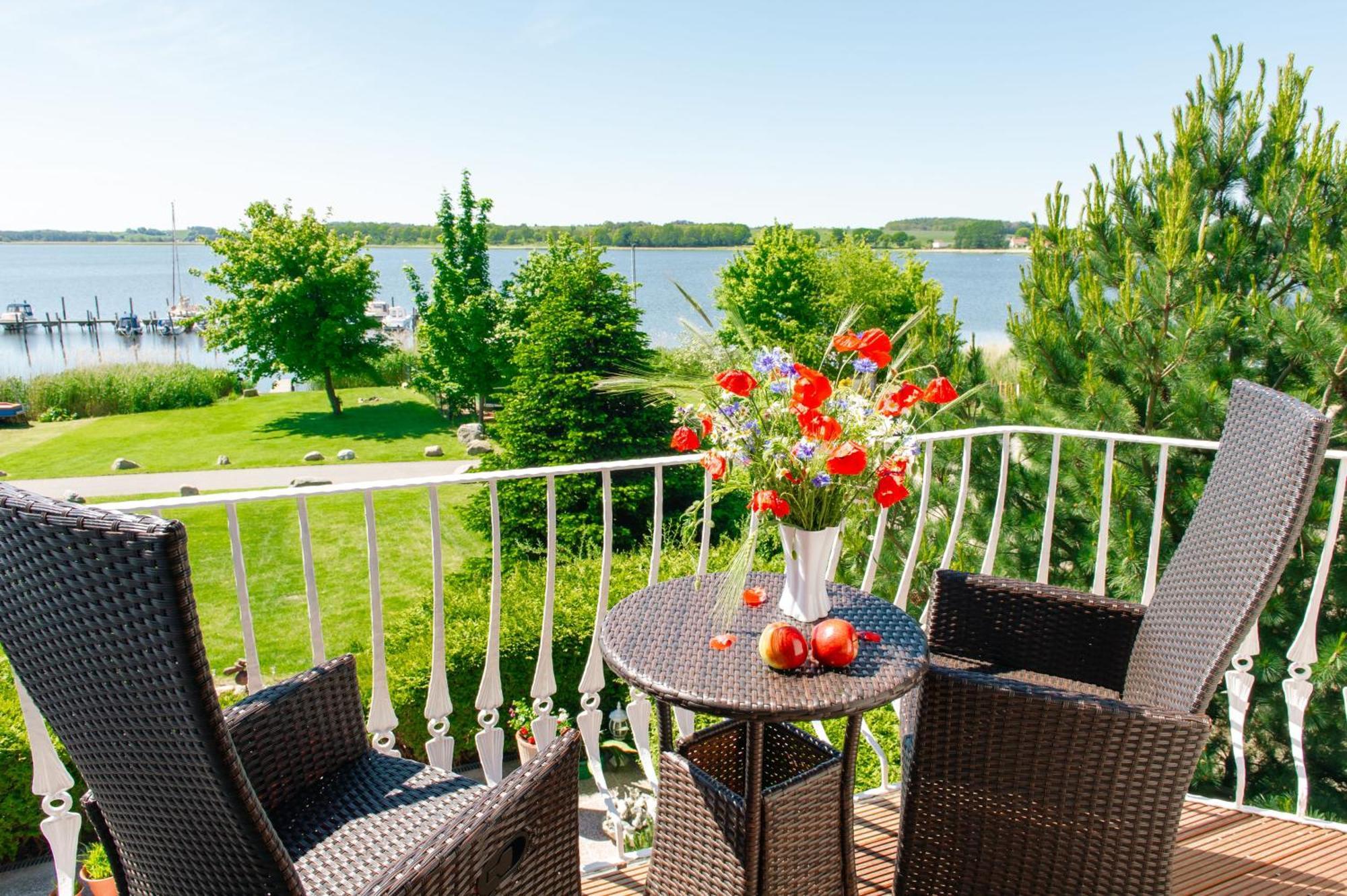 Selliner Ferienappartements Mit Balkon Und Seeblick Exterior foto